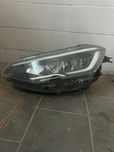 Farol Nivus Lado Esquerdo