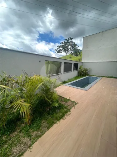 Casa com 3 quartos à venda em Jardim belvedere - RJ