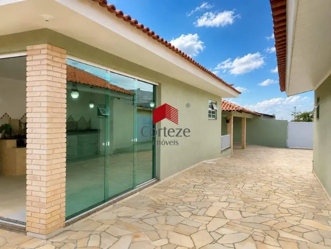 Casa com 230m² 3 quartos, à venda, no bairro Pedro Moro em São José dos Pinhais