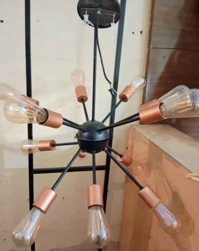 Lustre 12 Hastes com Lâmpada Funcionando Perfeitamente 