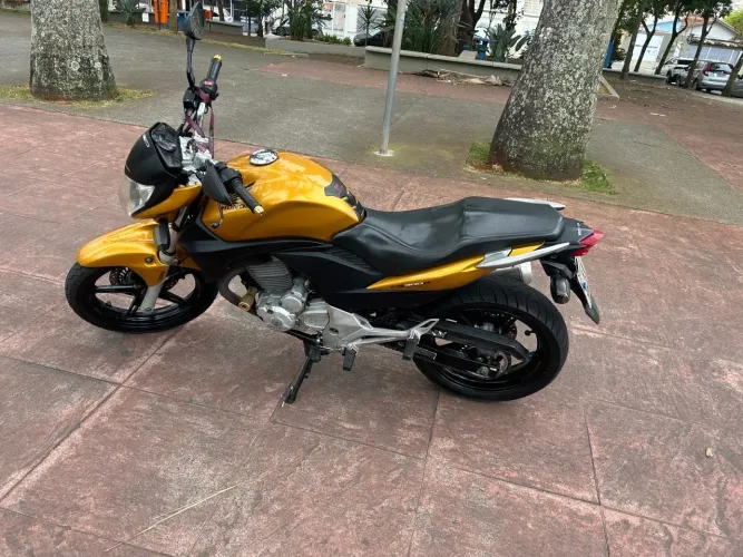 CB 300R FREIO ABS - Raridade