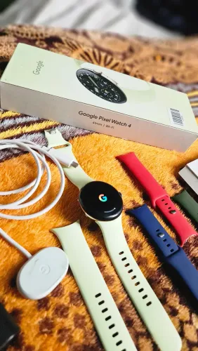 Google pixel watch 4 (( 41mm