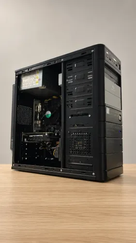 PC GAMER i3 4ª / 8GB RAM / GTX 550 Ti + SSD 480GB - Perfeito Estado!