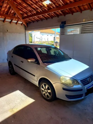 Volkswagen Polo Sedan 1.6 MI Total Flex 8V 4P 2010