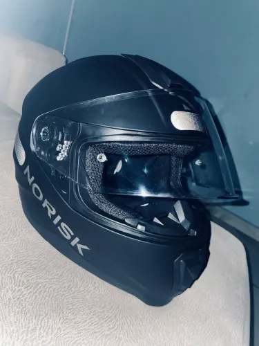 Capacete norisk 56