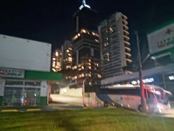 Disponível aos sábados