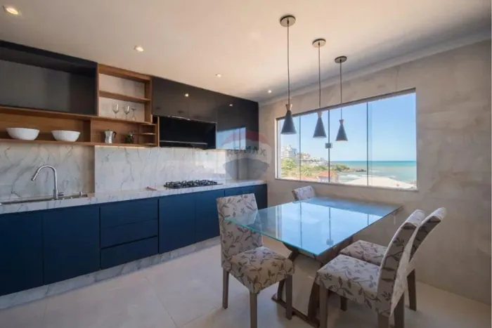 Apartamento, 3 quartos, 50m da praia