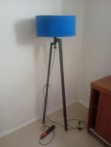 Abajur azul lindo