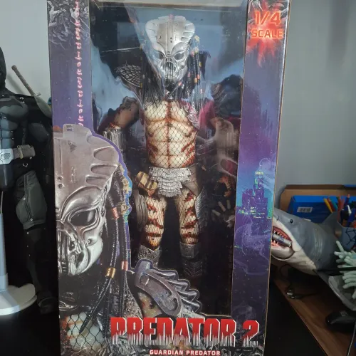 Predador Guardian Neca 1/4 50 cm