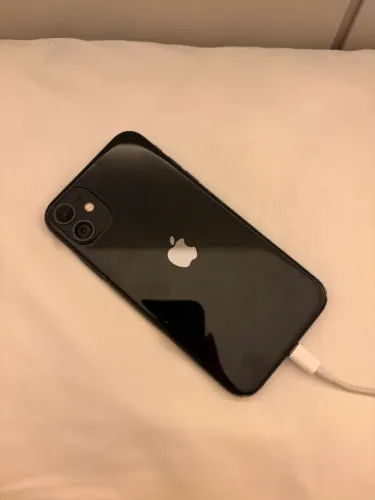 iPhone 11 - 64GB