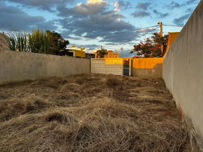 Terreno no SetValey 200 metros