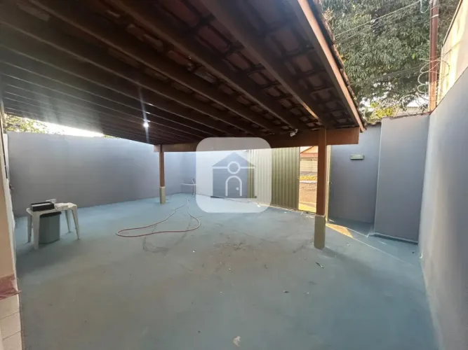 Casa para locação no bairro Presidente Roosevelt