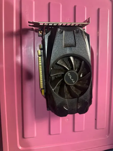Placa de Vídeo Gforce 1050 ti Galax 4gb