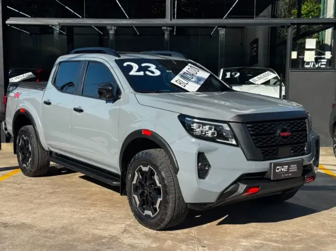 Nissan Frontier Pro4x CD 4X4 2.3 Bi-TB Die. AUT 2023