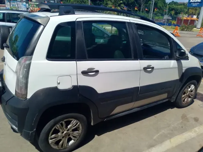 Fiat Idea Adv./ Adv.lock.dualogic 1.8 Flex 5P 2011