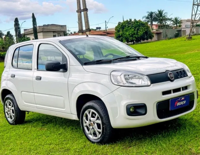 Fiat Uno Attractive 1.0 EVO Fire Flex 8V 5P 2016
