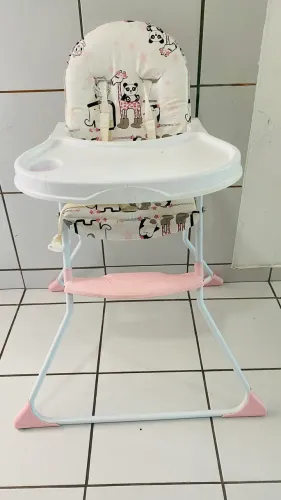 Cadeira de alimentação infantil 