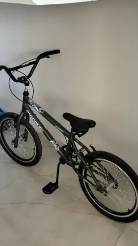 Bicicleta Aro 20 Mormaii - chumbo 