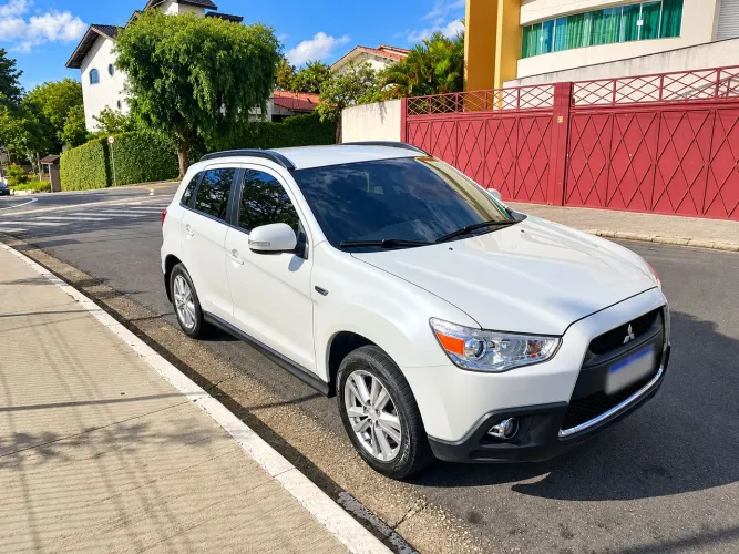 Mitsubishi ASX 2.0 16V 4X4 160cv Aut. 2012