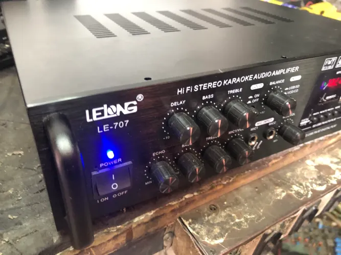 Amplificador com bluetooth | USB | FM (Sorocaba)