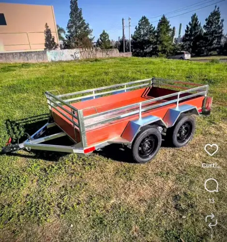 Vendo carretinha trucada 2,50 x1,50 nova nunca usada