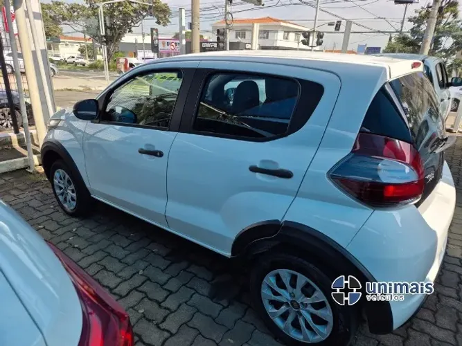 Fiat Mobi Like 1.0 Fire Flex 5P. 2022