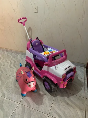 Triciclo Diipi calesita + cavalinho upa upa