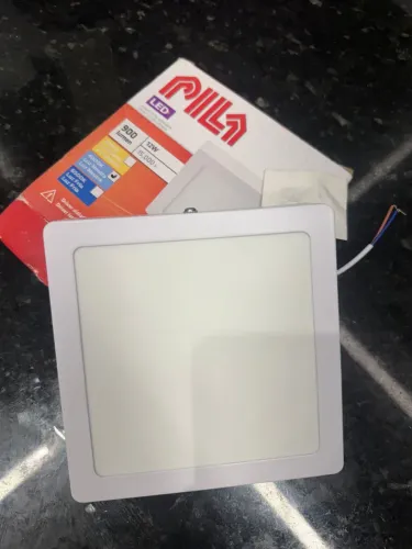 LUMINÁRIA PILA LED DL052 EMBUTIR QUADRADA 12W 6K 900l BIVOLT PHILIPS