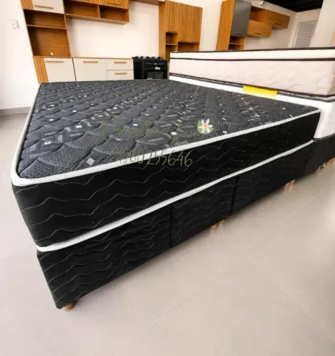 MOLAS ENSACADAS QUEEN DISPONÍVEL À PRONTA-ENTREGA