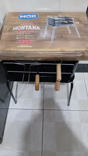 Vendo esta churrasqueira nova