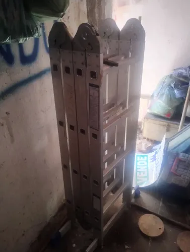 ESCADA ARTICULADA