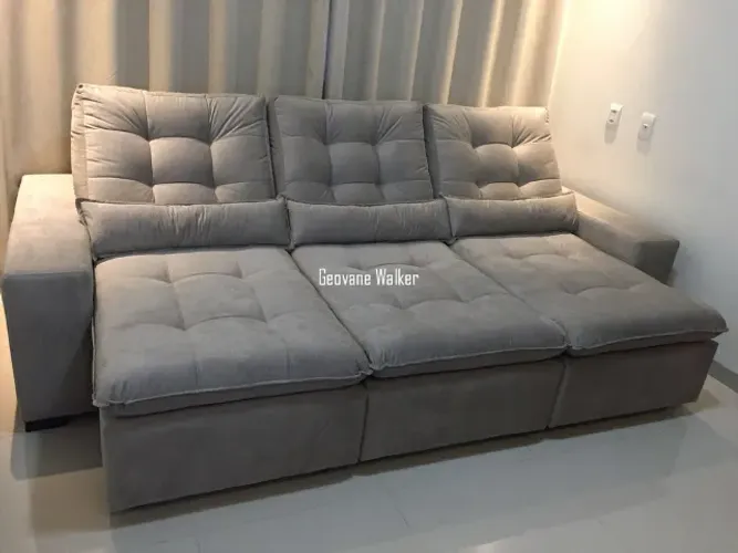 Sofás de alto padrão que unem conforto, sofisticação e design moderno.