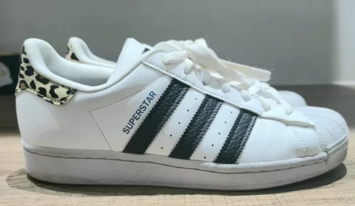 Adidas Superstar Feminino Original Branco/Preto - 37 BR / 7 US