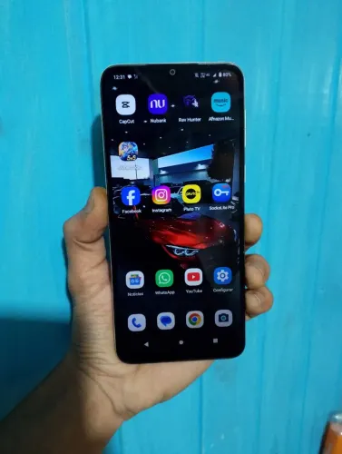 Vendo Motorola E13 64gb intacto c 3 capas e carregador original