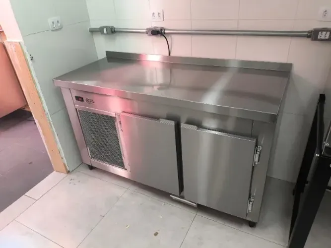 balcão freezer sob medida inox 