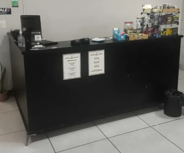 Balcão Caixa em L MDF Preto 2,15m - Gaveta com Chave - Loja/Restaurante