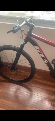 Bicicleta  Aro 29 GT Sprint MX7 24V index Freio Disco Alumínio Suspensão Aero MTB