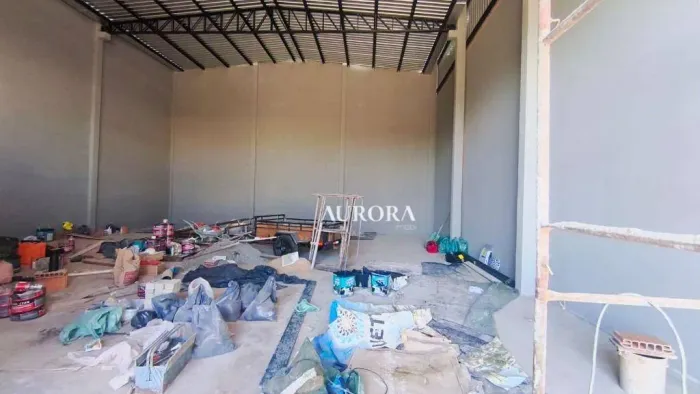 Barracão, 200 m² - venda por R$ 750.000 ou aluguel por R$ 3.800/mês - Pq Manella - Cambé/P