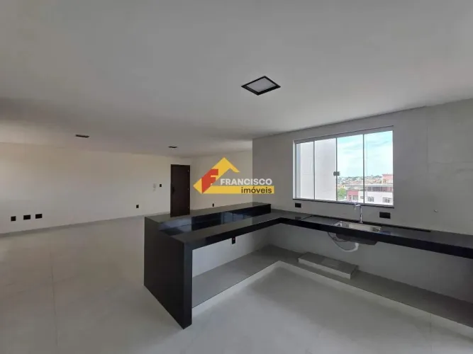 Apartamento à venda, 3 quartos, 1 suíte, 2 vagas, Centro - Divinópolis/MG