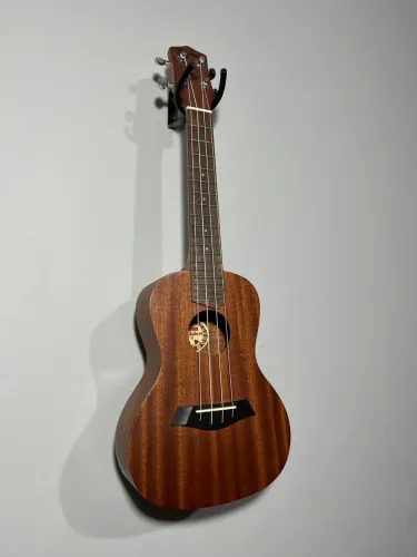 Ukulele Tagima 23k 