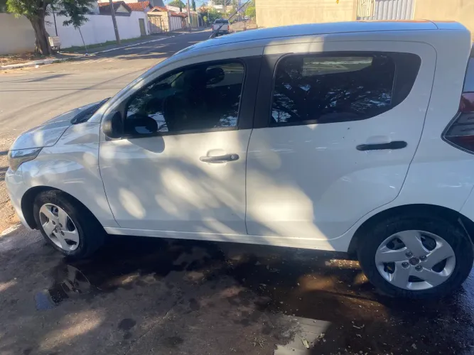 Fiat Mobi Like 1.0 Fire Flex 5P. 2019