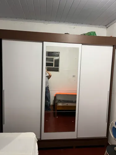 Guarda Roupa 3 portas com espelho