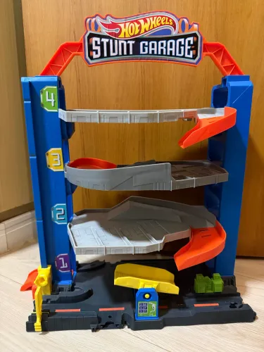 Pista Hot Wheels City Stunt Garage - Garagem 4 Andares
