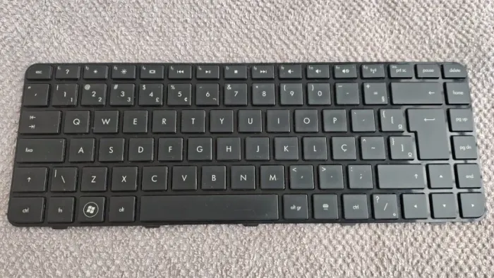 Teclado Notebook Hp Pavilion Dm4 Dv5-2000 597911-201 Com Ç
