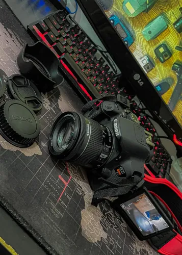 Cânon T5I + Lente do Kit 18-55 + cartao