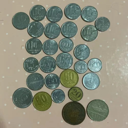 30 moedas brasileiras antigas. Reis, Cruzados, Cruzeiros