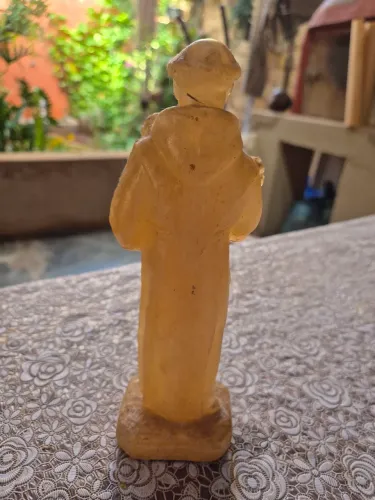 Santo Antônio antigo resina
