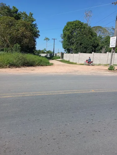 Vende -se Terreno