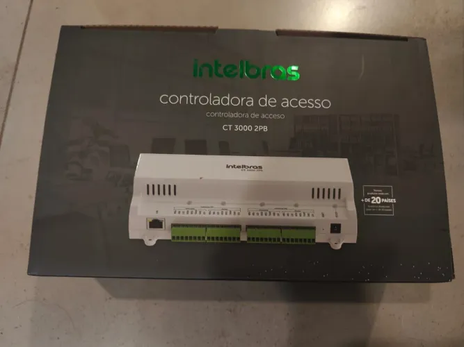 Controladora de acesso Intelbras