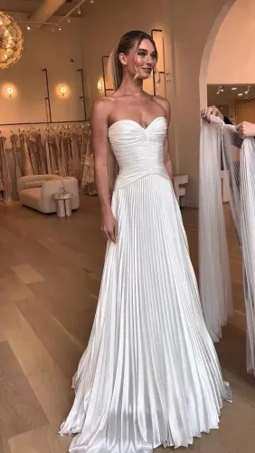 Vestido plissado branco 